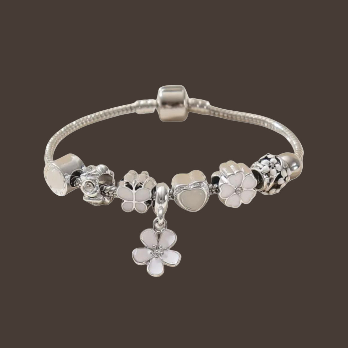 white Flower Armband